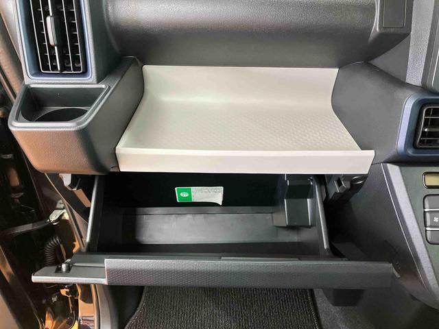 タントＸ　エコアイドル非装着車プッシュエンジンスタート　キーフリーシステム　前席シートヒーター　オートライト　オートハイビーム　ＬＥＤヘッドライト　オートエアコン　ホールドモード付電動パーキングブレーキ　前後コーナーセンサー（千葉県）の中古車