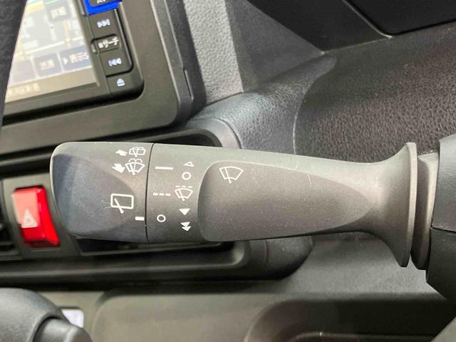 タントウェルカムターンシート　Ｘ助手席ターンシート　パワークレーン　助手席ラクスマグリップ　車いす固縛ベルト　バンパー保護カバー　パノラマカメラ連動フルセグナビ　ＵＳＢ接続　ブルートゥース対応　フロント．リヤドライブレコーダー連動（千葉県）の中古車