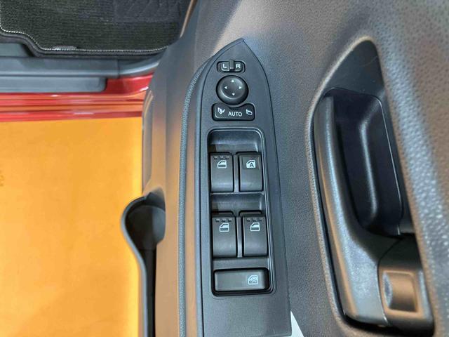 タントウェルカムターンシート　Ｘ助手席ターンシート　パワークレーン　助手席ラクスマグリップ　車いす固縛ベルト　バンパー保護カバー　パノラマカメラ連動フルセグナビ　ＵＳＢ接続　ブルートゥース対応　フロント．リヤドライブレコーダー連動（千葉県）の中古車