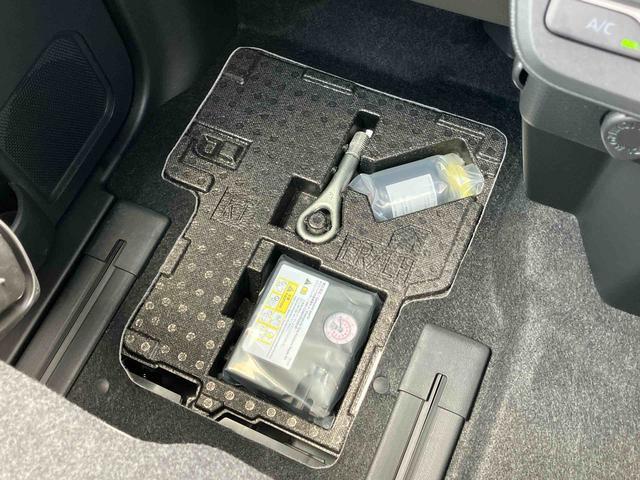 タントＬ左右スライドドア　左側センターピラーレス　ＬＥＤヘッドライト　オートライト　プッシュボタンスタート　電動格納ドアミラー　オートＡＣ　上下２段調節式デッキボード　コーナーセンサー　衝突被害軽減ブレーキ（千葉県）の中古車