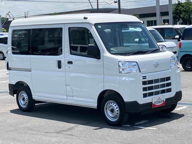 ハイゼットカーゴデラックス　４ＷＤ電子制御４ＷＤ　リヤヒーター　オートライト　プライバシーガラス　フロントパワーウィンドウ　オーバーヘッドシェルフ　キーレスエントリー　コーナーセンサー　衝突被害軽減ブレーキ（千葉県）の中古車