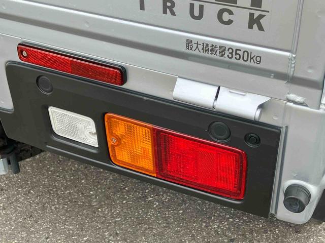 ハイゼットトラックスタンダードＣＶＴ　衝突被害軽減ブレーキ　コーナーセンサー　横滑り防止装置　オートライト　アイドリングストップ　スピーカー一体型ＡＭ／ＦＭラジオ　エアコン　パワステ（千葉県）の中古車