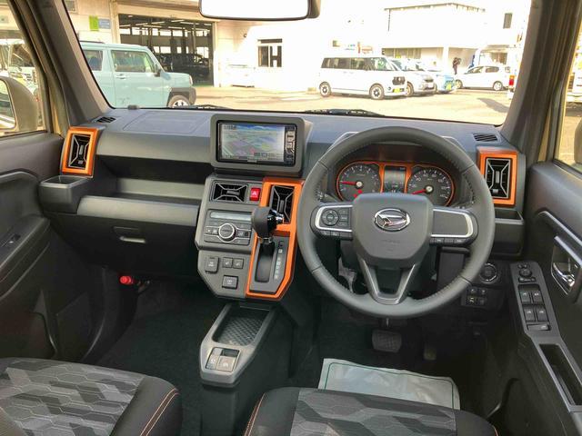 タフトＧナビ／ＢＴ／ＤＴＶ／ＤＩＳＣ／バックカメラ／ステアリングスイッチ　ガラスルーフ　ルーフレール　１５インチアルミ　シートヒーター　ＬＥＤヘッドライト＆フォグランプ　電動駐車ブレーキ　衝突被害軽減ブレーキ（千葉県）の中古車