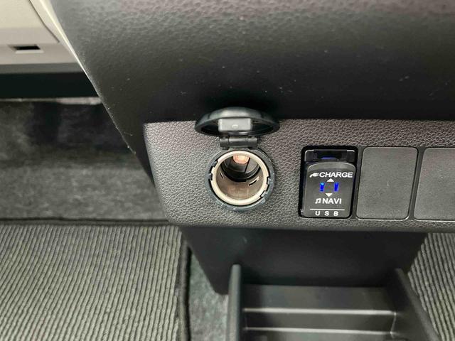 ミライースＸ　リミテッドＳＡIIIＣＤ／ＤＶＤチューナー・ＢＴ・ＵＳＢ・ラジオ　衝突被害軽減ブレーキ　ＬＥＤヘッドランプ　オートハイビーム　コーナーセンサー　電動格納ドアミラー　スモークガラス　アイドリングストップ　キーレスエントリー（千葉県）の中古車