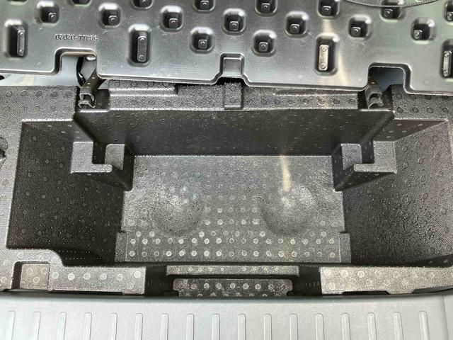 ムーヴカスタム　Ｘバックカメラ連動フルセグナビ　ブルートゥース対応　オートライト　プッシュエンジンスタート　助手席シートアンダートレイ　アイドリングストップ機構　チルトステアリング　運転席シートリフター（千葉県）の中古車
