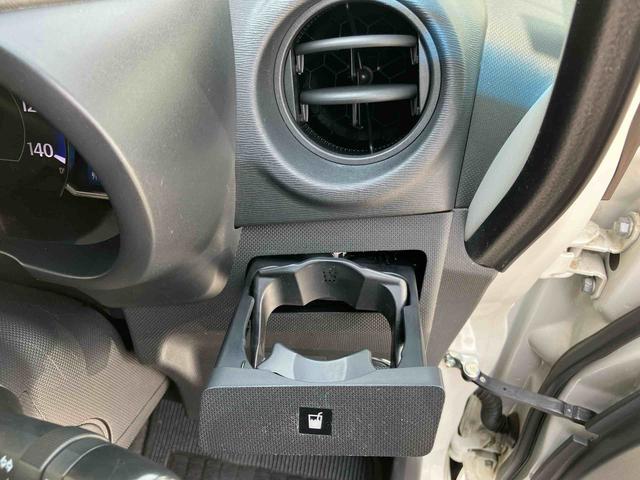 ムーヴカスタム　Ｘバックカメラ連動フルセグナビ　ブルートゥース対応　オートライト　プッシュエンジンスタート　助手席シートアンダートレイ　アイドリングストップ機構　チルトステアリング　運転席シートリフター（千葉県）の中古車