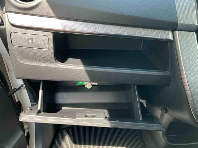ムーヴカスタム　Ｘバックカメラ連動フルセグナビ　ブルートゥース対応　オートライト　プッシュエンジンスタート　助手席シートアンダートレイ　アイドリングストップ機構　チルトステアリング　運転席シートリフター（千葉県）の中古車