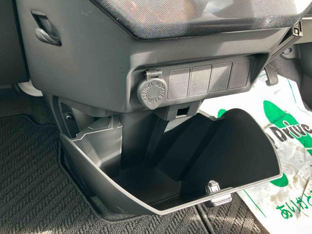 トールＧターボナビ／ＢＴ／ＤＴＶ／ＤＩＳＣ／バックカメラ／ステアリングスイッチ　ＥＴＣ　両側パワスラ　ＬＥＤヘッドライト　オートライト　プッシュボタンスタート　オートエアコン　コーナーセンサー　衝突被害軽減ブレーキ（千葉県）の中古車