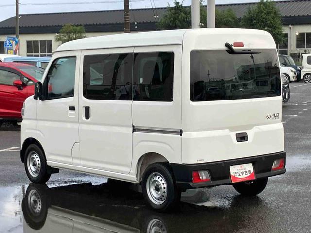 ハイゼットカーゴデラックス　４ＷＤ電子制御４ＷＤ　リヤヒーター　オートライト　プライバシーガラス　フロントパワーウィンドウ　オーバーヘッドシェルフ　キーレスエントリー　コーナーセンサー　衝突被害軽減ブレーキ（千葉県）の中古車