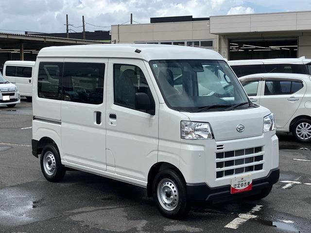 ハイゼットカーゴデラックス　４ＷＤ電子制御４ＷＤ　リヤヒーター　オートライト　プライバシーガラス　フロントパワーウィンドウ　オーバーヘッドシェルフ　キーレスエントリー　コーナーセンサー　衝突被害軽減ブレーキ（千葉県）の中古車