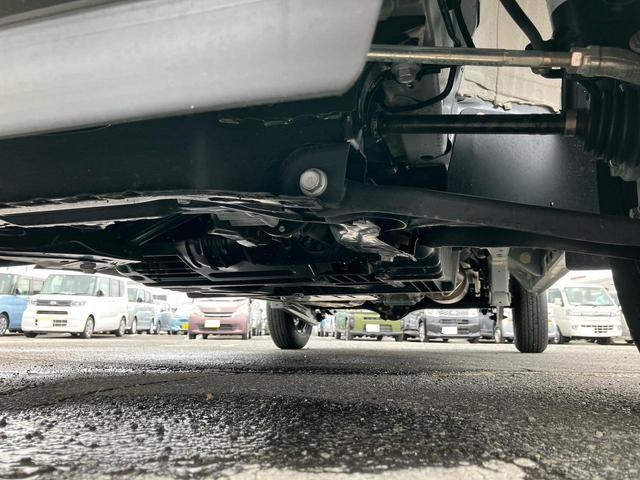 ハイゼットカーゴデラックス　４ＷＤ電子制御４ＷＤ　リヤヒーター　オートライト　プライバシーガラス　フロントパワーウィンドウ　オーバーヘッドシェルフ　キーレスエントリー　コーナーセンサー　衝突被害軽減ブレーキ（千葉県）の中古車