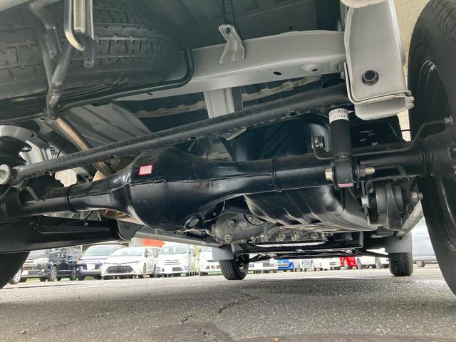 ハイゼットカーゴデラックス　４ＷＤ電子制御４ＷＤ　リヤヒーター　オートライト　プライバシーガラス　フロントパワーウィンドウ　オーバーヘッドシェルフ　キーレスエントリー　コーナーセンサー　衝突被害軽減ブレーキ（千葉県）の中古車