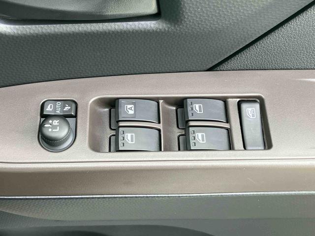 トールＧ衝突被害軽減ブレーキ　両側電動スライド　Ｂカメラ　ＬＥＤヘッドライト　オ−トライト＆オートハイビーム　コ−ナ−センサー　シートリフター　チルトステアリング　プッシュスタート　キーフリー　ステアリモコン（千葉県）の中古車