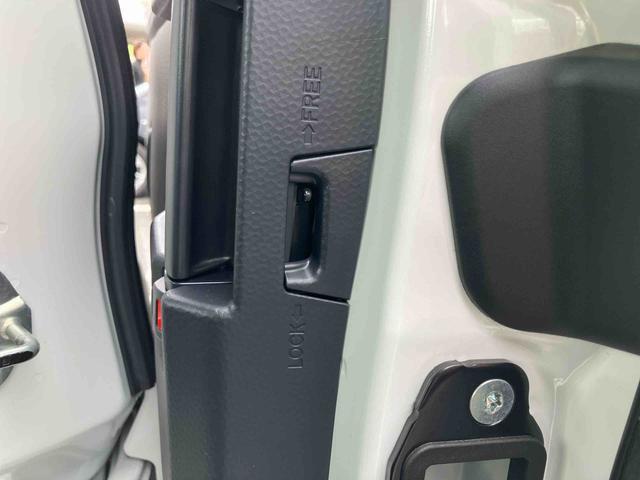 トールＧ衝突被害軽減ブレーキ　両側電動スライド　Ｂカメラ　ＬＥＤヘッドライト　オ−トライト＆オートハイビーム　コ−ナ−センサー　シートリフター　チルトステアリング　プッシュスタート　キーフリー　ステアリモコン（千葉県）の中古車