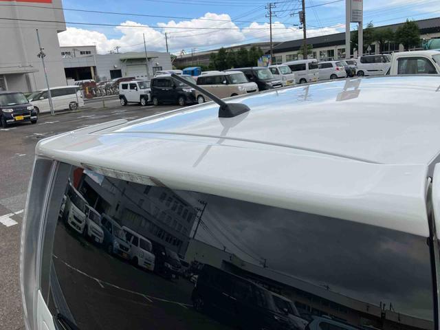 ムーヴカスタム　Ｘ　ＶＳスマートセレクションＳＡ衝突被害軽減ブレーキ　横滑り防止装置　空転防止装置　オートライト　ＬＥＤヘッドライト　トップシェイドガラス　アイドリングストップ　ＣＤチューナー　前席大型アームレスト付ベンチシート　アルミホイール（千葉県）の中古車