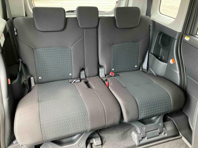 トールカスタムＧアダプティブクルーズコントロール　両側電動スライドドア　バックカメラ　アダプティブドライビングビーム　オートライト　ＬＥＤヘッドランプ＆フォグ　電動駐車ブレーキ　コーナーセンサー　革巻ステア＆シフト（千葉県）の中古車