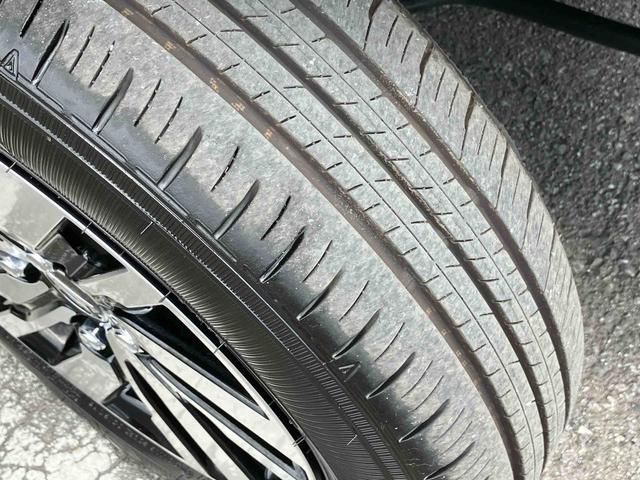 トールカスタムＧアダプティブクルーズコントロール　両側電動スライドドア　バックカメラ　アダプティブドライビングビーム　オートライト　ＬＥＤヘッドランプ＆フォグ　電動駐車ブレーキ　コーナーセンサー　革巻ステア＆シフト（千葉県）の中古車