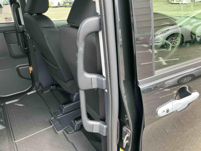 トールカスタムＧアダプティブクルーズコントロール　両側電動スライドドア　バックカメラ　アダプティブドライビングビーム　オートライト　ＬＥＤヘッドランプ＆フォグ　電動駐車ブレーキ　コーナーセンサー　革巻ステア＆シフト（千葉県）の中古車