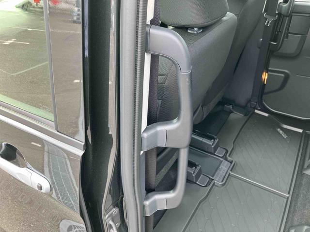 トールカスタムＧアダプティブクルーズコントロール　両側電動スライドドア　バックカメラ　アダプティブドライビングビーム　オートライト　ＬＥＤヘッドランプ＆フォグ　電動駐車ブレーキ　コーナーセンサー　革巻ステア＆シフト（千葉県）の中古車