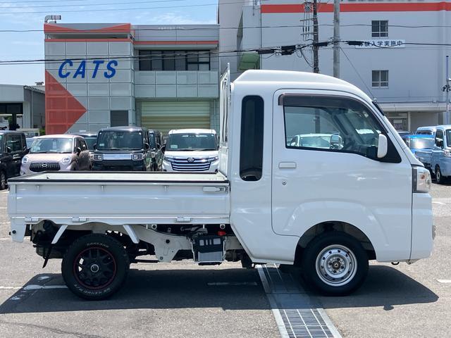 ハイゼットトラックジャンボＳＡIIIｔ４ＷＤ　ナビ・ＴＶ・ＢＴ・ＤＶＤ・ＵＳＢ　Ｂカメラ　ドラレコ　衝突被害軽減ブレーキ　ＬＥＤヘッドランプ　　トップシェイドガラス　サイドレバー式駐車ブレーキ　スモークガラス　パワーウィンドウ　社外アルミ（千葉県）の中古車