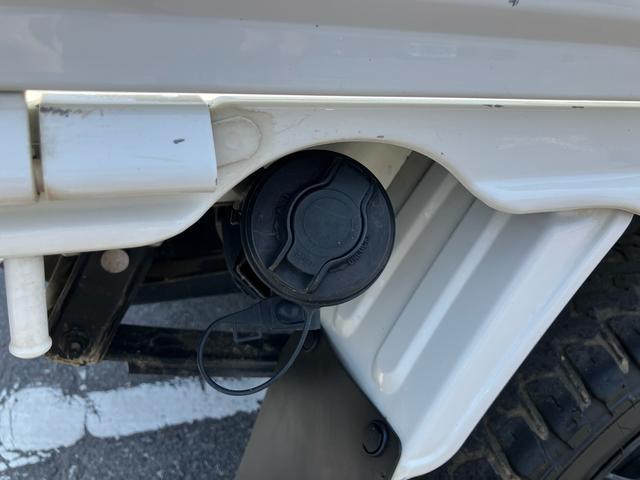 ハイゼットトラックジャンボＳＡIIIｔ４ＷＤ　ナビ・ＴＶ・ＢＴ・ＤＶＤ・ＵＳＢ　Ｂカメラ　ドラレコ　衝突被害軽減ブレーキ　ＬＥＤヘッドランプ　　トップシェイドガラス　サイドレバー式駐車ブレーキ　スモークガラス　パワーウィンドウ　社外アルミ（千葉県）の中古車