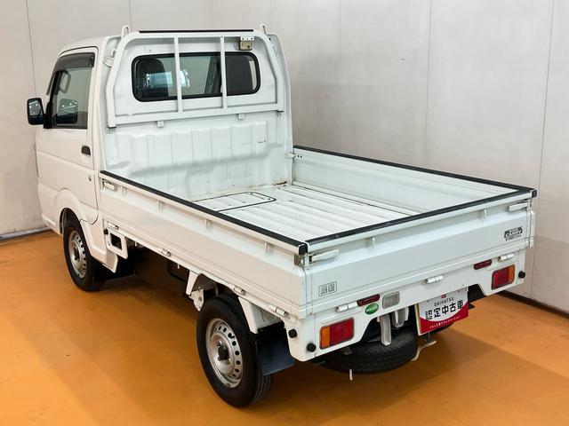 キャリイトラックＫＣエアコン・パワステ農繁仕様　４ＷＤ５速マニュアル　副変速機　デフロック　荷台ライト　テールゲートチェーン　スピーカー一体型ＡＭ／ＦＭラジオ　エアコン　パワーステアリング（千葉県）の中古車