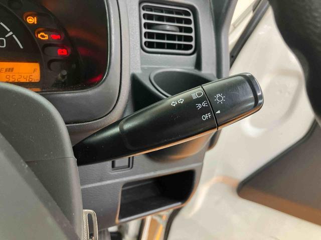 キャリイトラックＫＣエアコン・パワステ農繁仕様　４ＷＤ５速マニュアル　副変速機　デフロック　荷台ライト　テールゲートチェーン　スピーカー一体型ＡＭ／ＦＭラジオ　エアコン　パワーステアリング（千葉県）の中古車