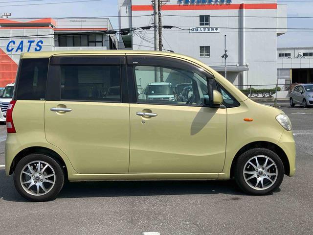 タントエグゼＸナビ　ワンセグ・ＣＤ・ラジオ　ＥＴＣ　トップシェイドガラス　オートエアコン　電動格納ドアミラー　スモークガラス　盗難防止アラーム　キーフリーシステム　リヤワイパー　社外アルミホイール（千葉県）の中古車