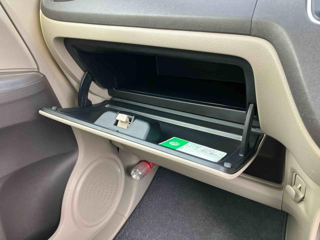 Ｎ−ＯＮＥＧツートンカラー　ナビ／ＣＤ　プッシュボタンスターター　イモビライザー　電動格納ドアミラー　オートエアコン　チップアップシート　横滑り防止装置（千葉県）の中古車