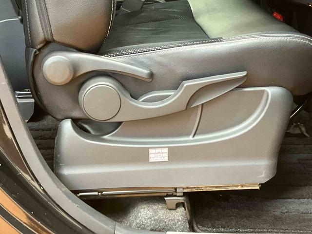 タントカスタムＸ　トップエディションＳＡバックカメラ連動フルセグナビ　ブルートゥース対応　ＵＳＢ接続　ＡＵＸ接続　ミラクルオープンドア　左側電動スライドドア　プッシュエンジンスタート　キーフリーシステム　バニティーミラー付き左右サンバイザー（千葉県）の中古車