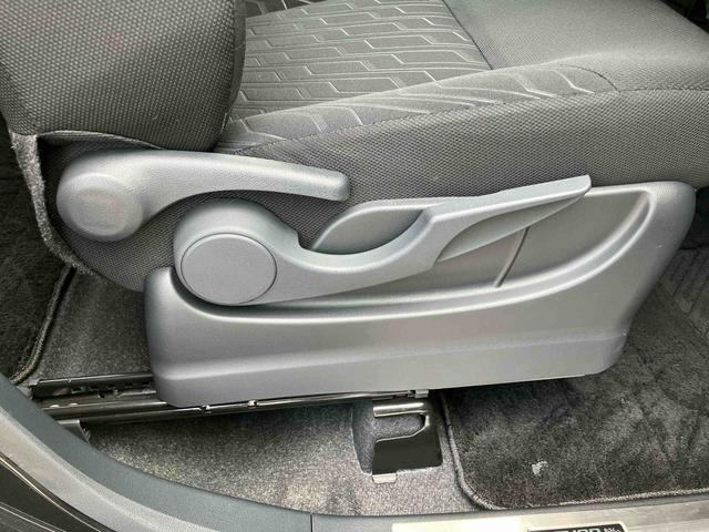 トールカスタムＧ　ＳＡIIIナビ・ＴＶ・ＤＶＤ・ＵＳＢ・ＢＴ　Ｂカメラ　ドラレコ　ＥＴＣ　クルコン　両側電動スライド　ＬＥＤヘッドランプ＆フォグランプ　オートライト＆オートハイビーム　コーナーセンサー　革巻ステア＆シフト　アルミ（千葉県）の中古車