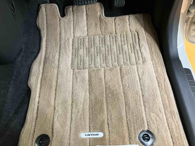 ムーヴキャンバスＧメイクアップリミテッド　ＳＡIIIパノラマカメラ連動８インチフルセグナビ　ＵＳＢ接続　ブルートゥース対応　フロント．リヤドライブレコーダー連動　ＨＤＭＩ接続　置きラクボックス　助手席シートアンダートレイ　プッシュエンジンスタート（千葉県）の中古車