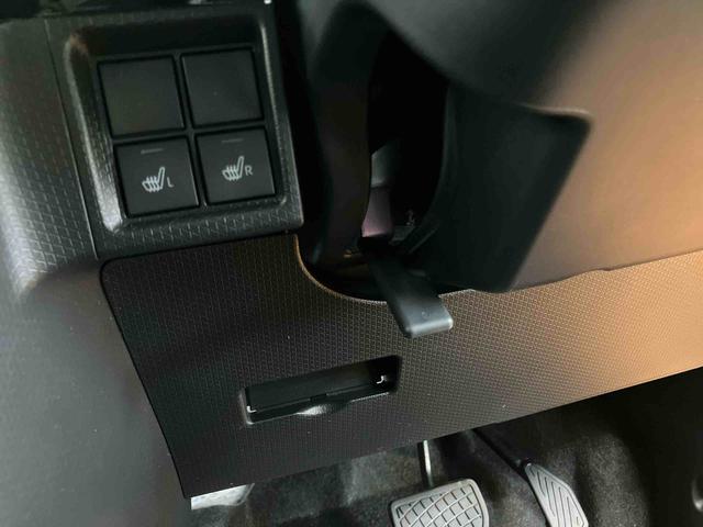タントカスタムＲＳ両側電動スライドドア　ホールドモード付電動パーキングブレーキ　前後コーナーセンサー　前席シートヒーター　オートライト　オートハイビーム　プッシュエンジンスタート　キーフリーシステム（千葉県）の中古車