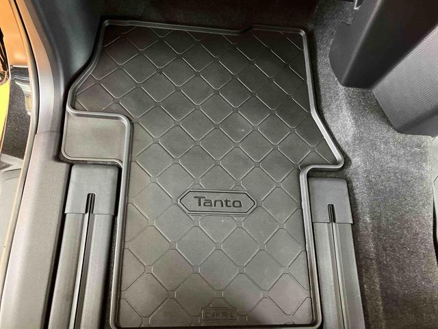 タントカスタムＲＳ両側電動スライドドア　ホールドモード付電動パーキングブレーキ　前後コーナーセンサー　前席シートヒーター　オートライト　オートハイビーム　プッシュエンジンスタート　キーフリーシステム（千葉県）の中古車