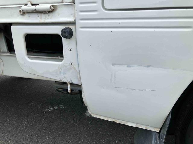 ハイゼットトラック農用スペシャル４ＷＤ　５速マニュアル　荷台三方開　荷台作業灯　４枚リーフスプリング　リヤデフロック　ＣＤチューナー・ＡＭ／ＦＭラジオ　エアコン　パワーステアリング　サイドレバー式駐車ブレーキ　ハロゲンヘッドランプ（千葉県）の中古車