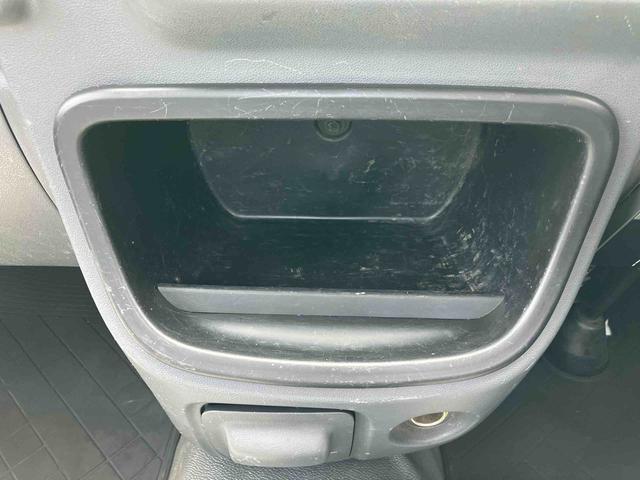ハイゼットトラック農用スペシャル４ＷＤ　５速マニュアル　荷台三方開　荷台作業灯　４枚リーフスプリング　リヤデフロック　ＣＤチューナー・ＡＭ／ＦＭラジオ　エアコン　パワーステアリング　サイドレバー式駐車ブレーキ　ハロゲンヘッドランプ（千葉県）の中古車