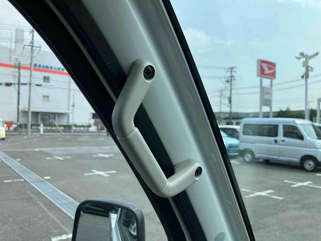 ハイゼットトラック農用スペシャル４ＷＤ　５速マニュアル　荷台三方開　荷台作業灯　４枚リーフスプリング　リヤデフロック　ＣＤチューナー・ＡＭ／ＦＭラジオ　エアコン　パワーステアリング　サイドレバー式駐車ブレーキ　ハロゲンヘッドランプ（千葉県）の中古車