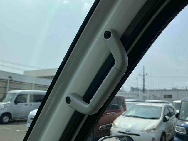 ハイゼットトラック農用スペシャル４ＷＤ　５速マニュアル　荷台三方開　荷台作業灯　４枚リーフスプリング　リヤデフロック　ＣＤチューナー・ＡＭ／ＦＭラジオ　エアコン　パワーステアリング　サイドレバー式駐車ブレーキ　ハロゲンヘッドランプ（千葉県）の中古車