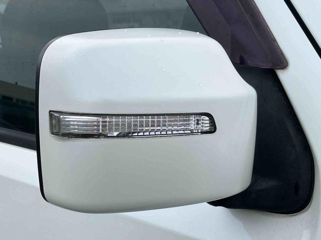 ジムニークロスアドベンチャーＸＣターボ　４ＷＤ　５速マニュアル　ナビ・ワンセグ・ＤＶＤ・ＵＳＢ　ＥＴＣ　運転席シートヒーター　スモークガラス　革巻ステアリング　電動格納ミラー　ハロゲンヘッドランプ＆フォグ　Ｒワイパー　アルミホイール（千葉県）の中古車