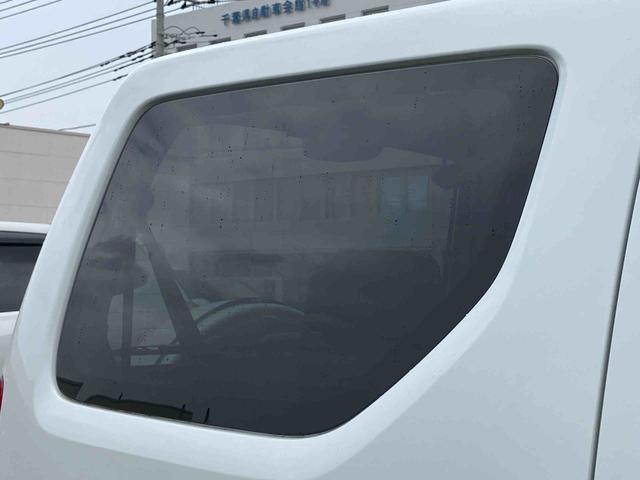 ジムニークロスアドベンチャーＸＣターボ　４ＷＤ　５速マニュアル　ナビ・ワンセグ・ＤＶＤ・ＵＳＢ　ＥＴＣ　運転席シートヒーター　スモークガラス　革巻ステアリング　電動格納ミラー　ハロゲンヘッドランプ＆フォグ　Ｒワイパー　アルミホイール（千葉県）の中古車
