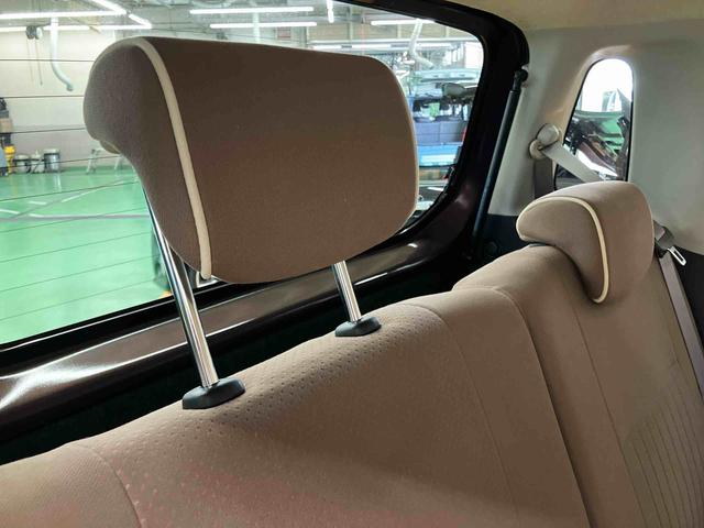 ミラココアココアＸスペシャルコーデＣＤラジオチューナー　ＡＵＸ接続　キーフリーシステム　チルトステアリング　運転席シートリフター　バニティーミラー付き左右サンバイザー　助手席シートバックポケット＋ショッピングフック　スペアータイヤ（千葉県）の中古車