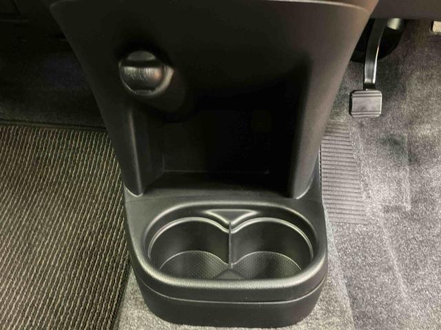 ミラココアココアＸスペシャルコーデＣＤラジオチューナー　ＡＵＸ接続　キーフリーシステム　チルトステアリング　運転席シートリフター　バニティーミラー付き左右サンバイザー　助手席シートバックポケット＋ショッピングフック　スペアータイヤ（千葉県）の中古車