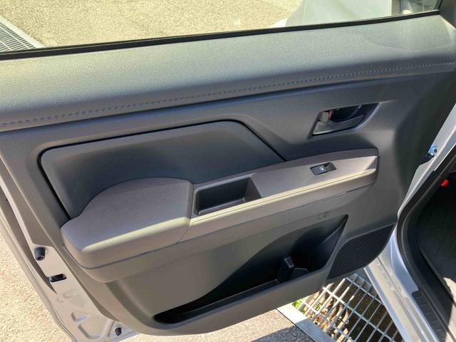 トールＧ衝突被害軽減ブレーキ　横滑り防止装置　両側電動スライドドア　ＬＥＤヘッドランプ　オートライト＆オートハイビーム　バックカメラ　前後コーナーセンサー　スモークガラス　ステアリングリモコン　盗難防止警報（千葉県）の中古車