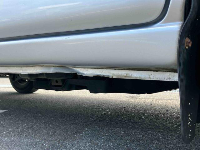 ハイゼットカーゴクルーズＥＴＣ　電動格納ドアミラー　パワーウィンドウ　スモークガラス　ＣＤ・ＡＭ／ＦＭラジオ　両側スライドドア　オーバーヘッドシェルフ　トップシェイドガラス　キーレスエントリー　リヤワイパー　ホイールキャップ（千葉県）の中古車