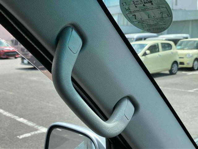 ハイゼットカーゴクルーズＥＴＣ　電動格納ドアミラー　パワーウィンドウ　スモークガラス　ＣＤ・ＡＭ／ＦＭラジオ　両側スライドドア　オーバーヘッドシェルフ　トップシェイドガラス　キーレスエントリー　リヤワイパー　ホイールキャップ（千葉県）の中古車