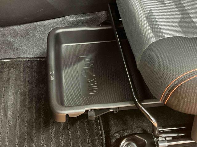 タフトＧスカイフィールトップ　ＣＤラジオチューナー　ＵＳＢ接続　ＡＵＸ接続　オートホールド機能付き電動パーキングブレーキ　前席シートヒーター　プッシュエンジンスタート　オートライト　オートハイビーム（千葉県）の中古車