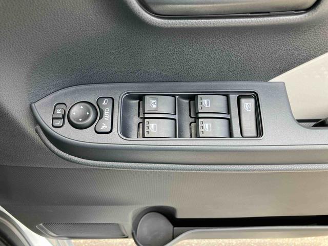 タントＸ衝突被害軽減ブレーキ　左側電動スライドドア　Ｂカメラ　ＬＥＤヘッドランプ　オートライト＆オートハイビーム　電動パーキングブレーキ　シートヒーター　コーナーセンサー　キーフリー　スモークガラス　ステリモ（千葉県）の中古車