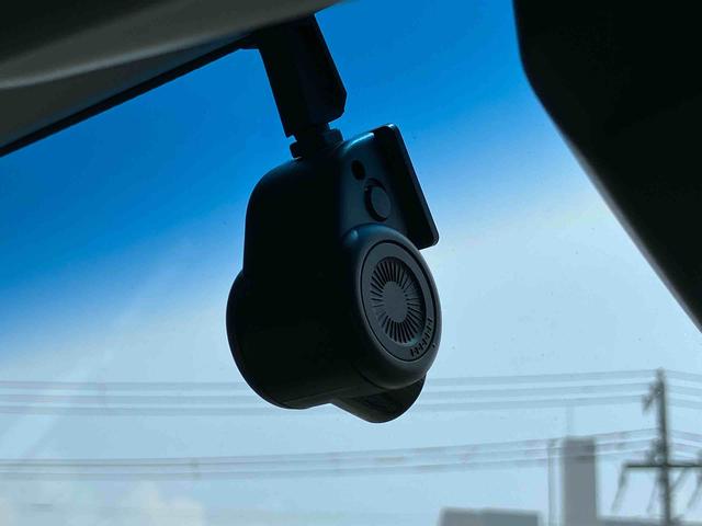 ハイゼットカーゴクルーズ４ＷＤ　ナビ・ＴＶ・ＤＶＤ・ＵＳＢ・ＢＴ　バックカメラ　ＥＴＣ　ドラレコ　スマアシ　ＬＥＤヘッドランプ　アダプティブドライビングビーム　オートライト　コーナーセンサー　トップシェイドガラス　キーフリー（千葉県）の中古車