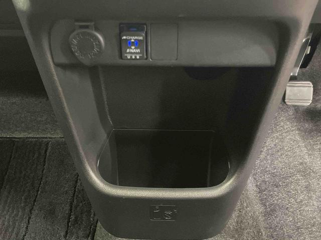 ムーヴキャンバスＧメイクアップＶＳ　ＳＡIIIパノラマカメラ連動フルセグナビ　ＵＳＢ接続　ブルートゥース対応　フロント．リヤドライブレコーダー連動　ＥＴＣ　置きラクボックス　運転席シートヒータ　両側電動スライドドア　オートライト　オートハイビーム（千葉県）の中古車