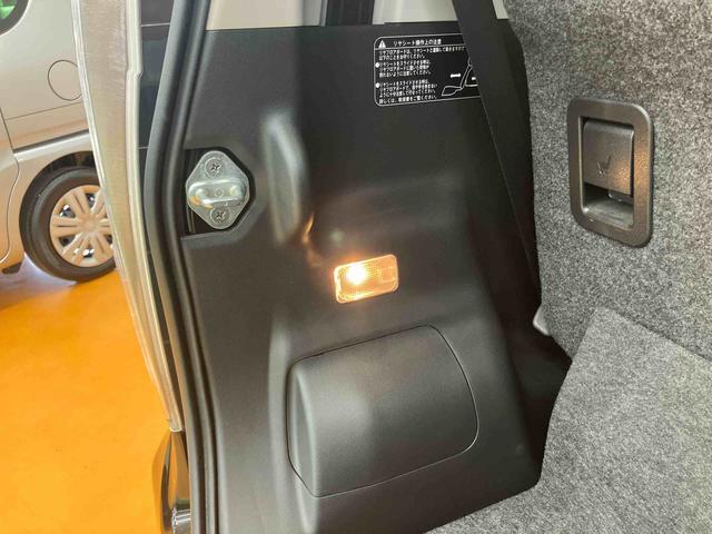 ムーヴカスタム　ＲＳスマートセレクションＳＡ衝突被害軽減ブレーキ　横滑り防止装置　アイドリングストップ機構　プッシュエンジンスタート　キーフリーシステム　照明．バニティーミラー付き左右サンバイザー　チルトステアリング　運転席シートリフター（千葉県）の中古車